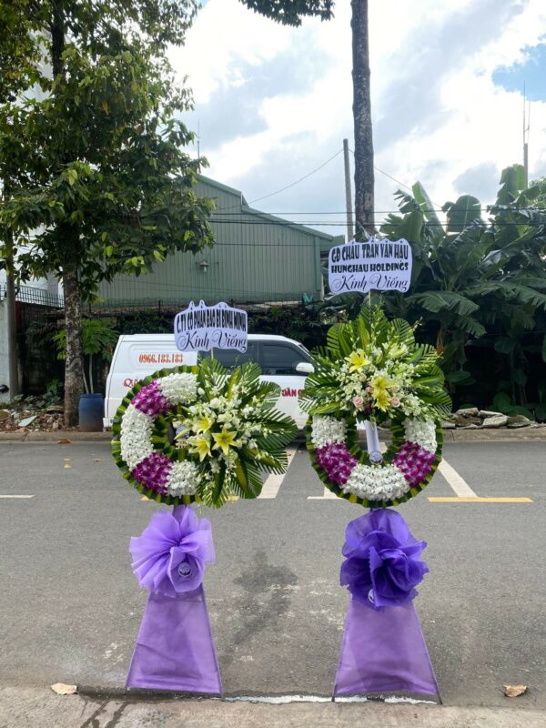 vòng hoa đám tang củ chi